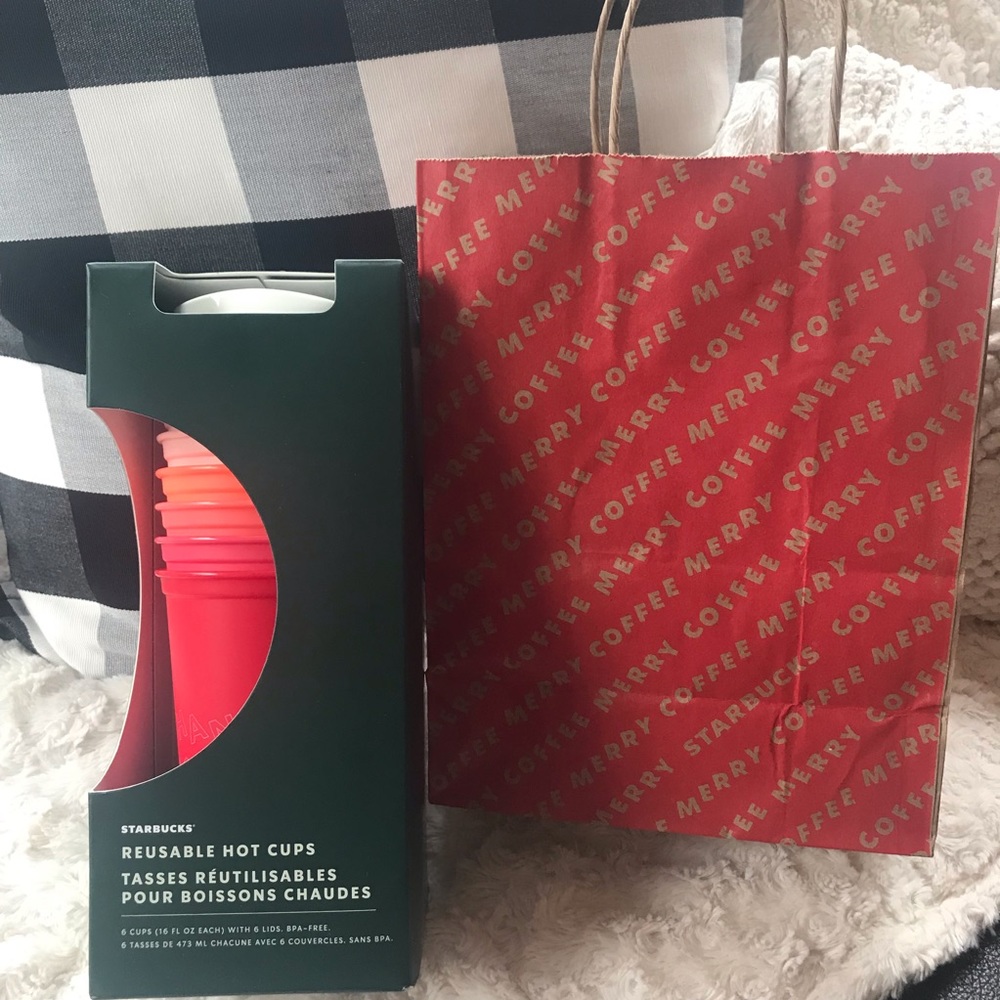 ✨Starbucks Holiday Reusable Hot Cups✨